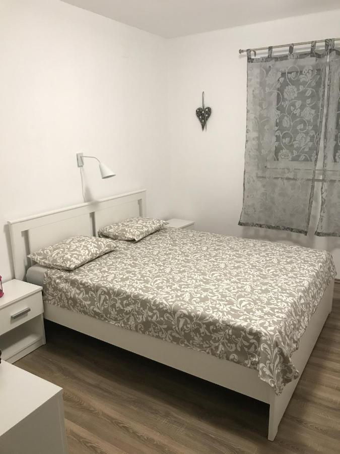 Apartments By The Sea Tucepi, Makarska - 2699 Exterior foto
